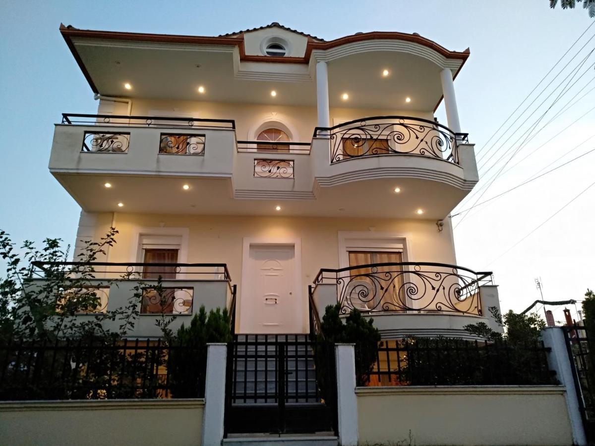 Prime Luxury Villa Beach Front Vrasná Exterior foto