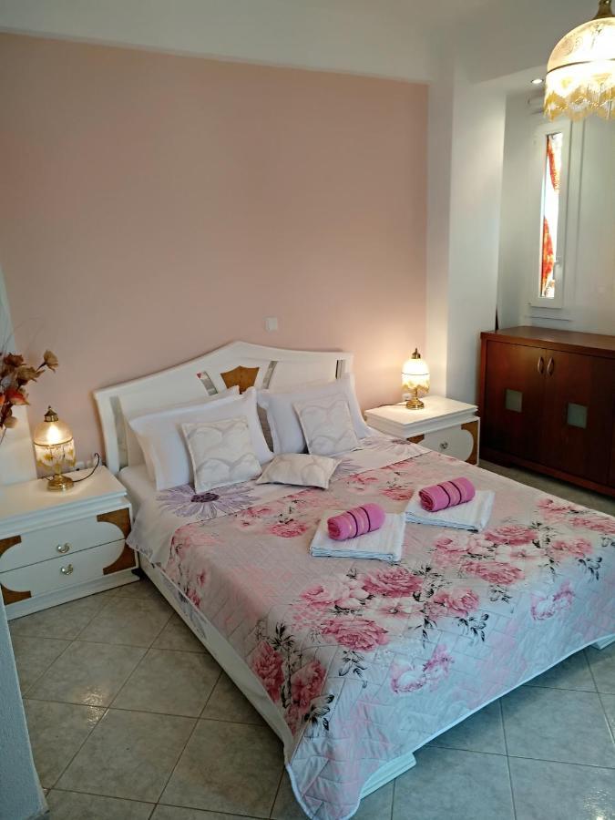 Prime Luxury Villa Beach Front Vrasná Exterior foto